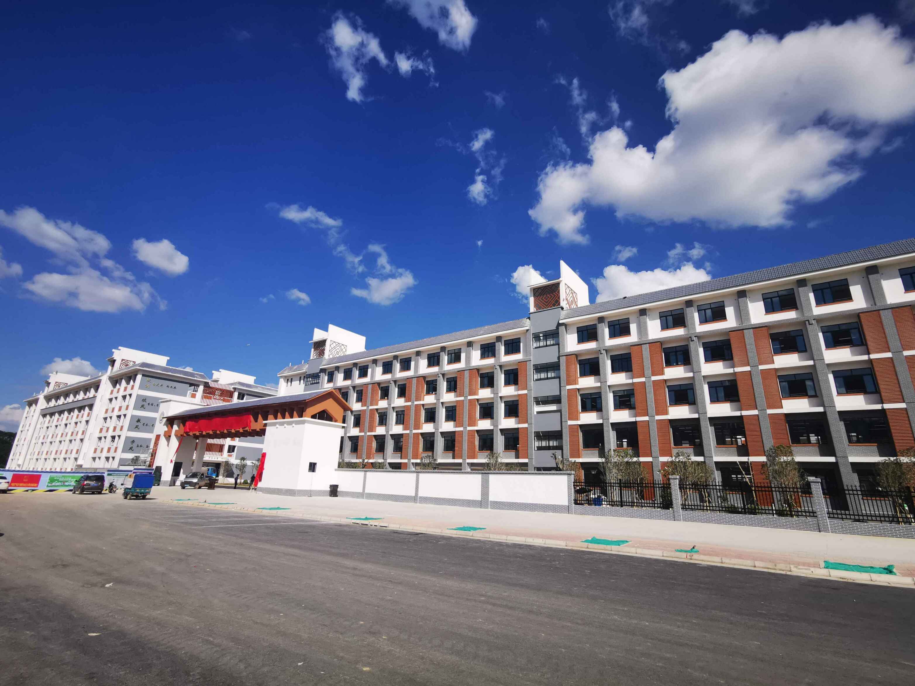 ������(�й���)���޹�˾����