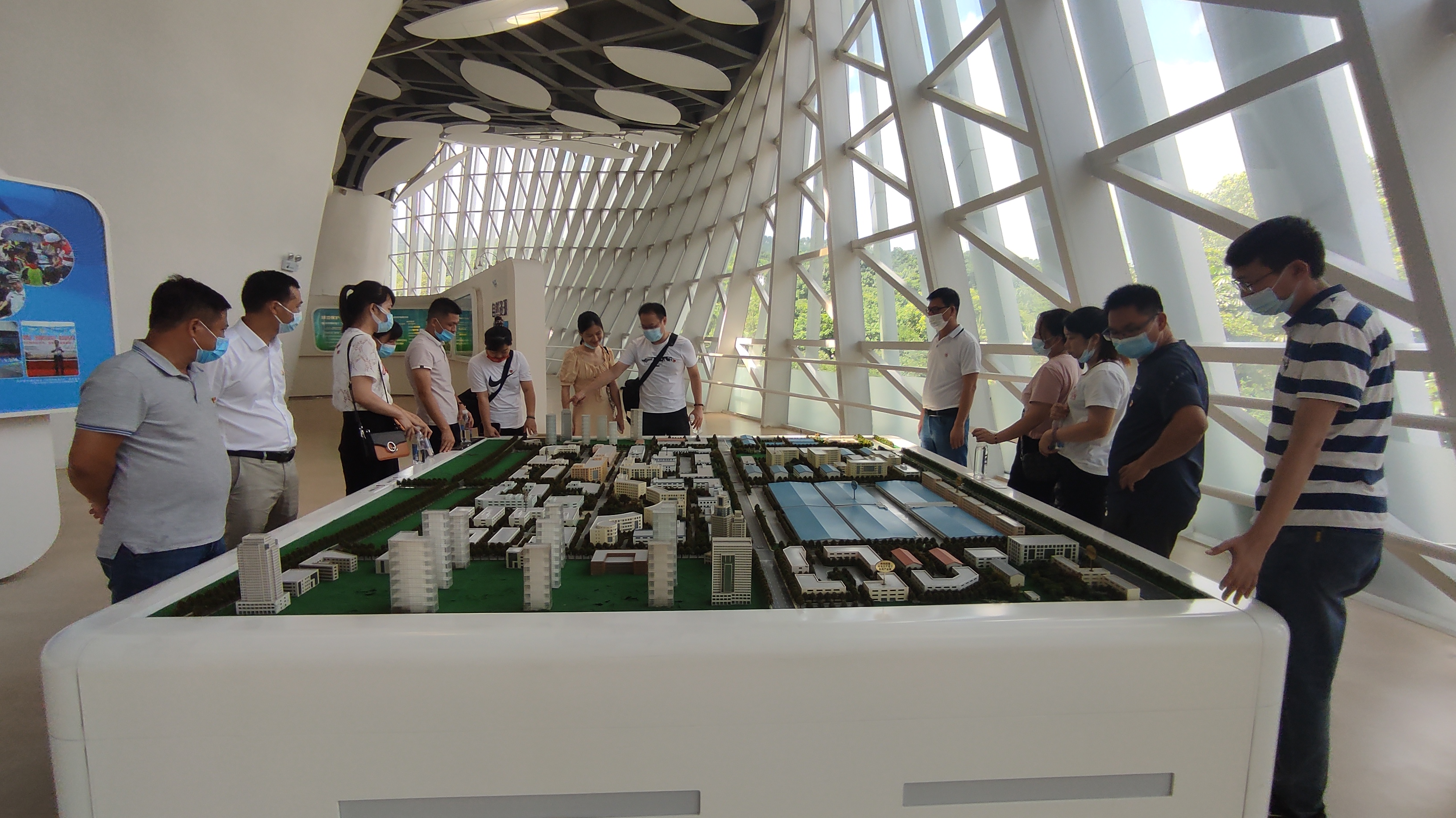 ������(�й���)���޹�˾����